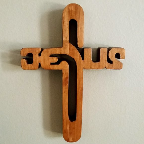 Jesus Name Wooden Cut Out Christian Wall Decor 8" x 6" x 1" - Picture 3 of 10